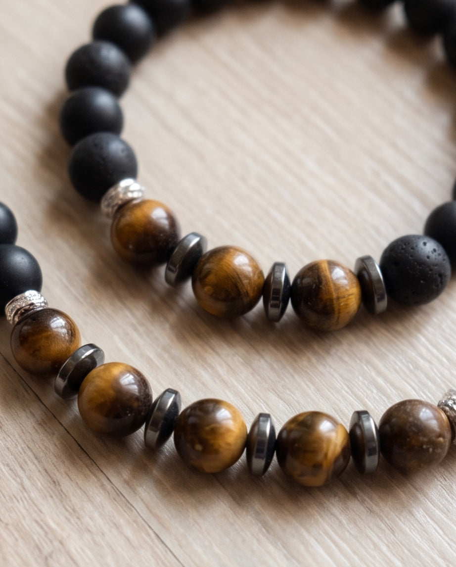 Parure La boutique d'Emma composée d'un collier et bracelet pour homme en perles de pierre noire mate et œil de tigre